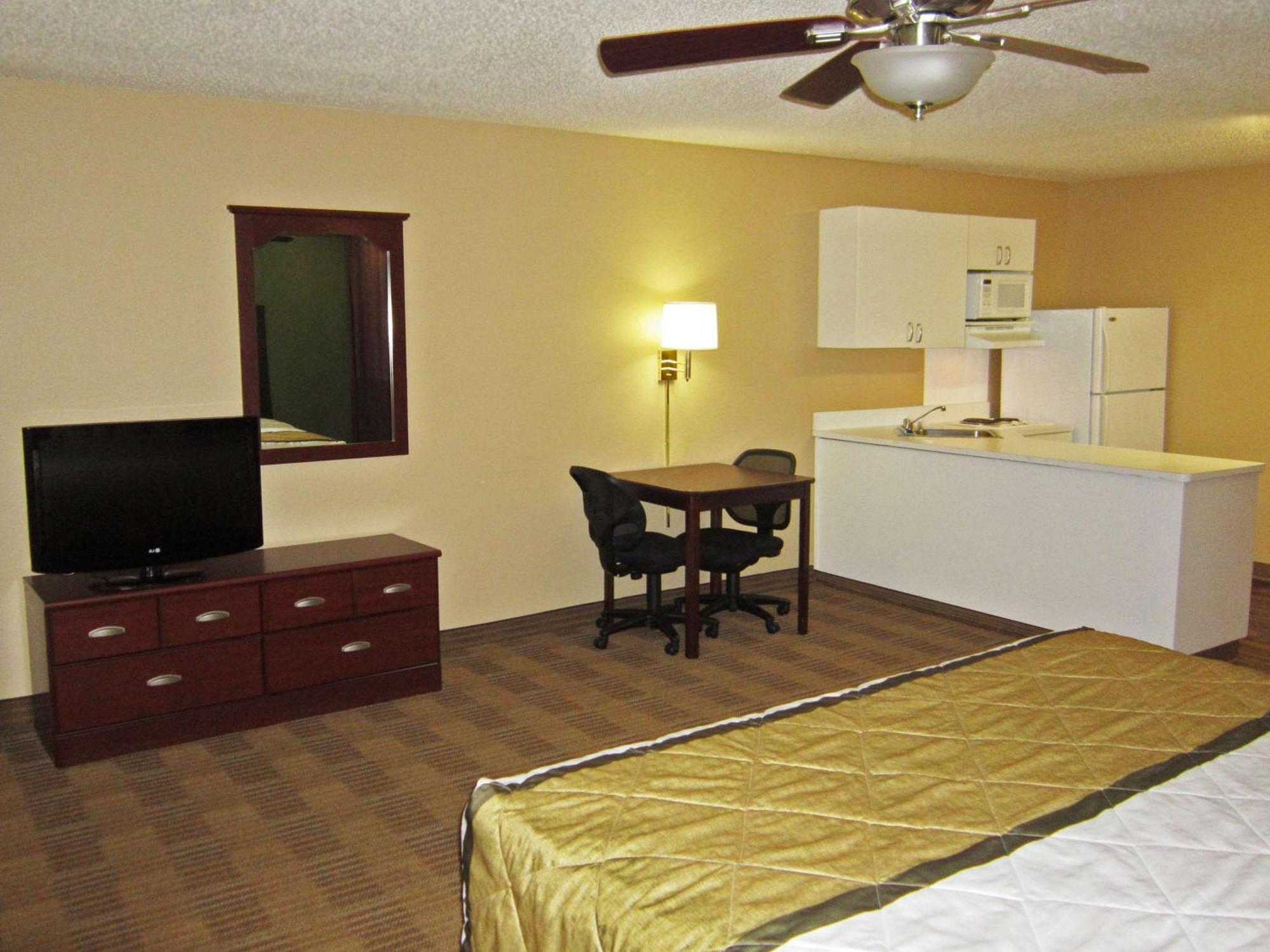 Extended Stay America Select Suites - Hartford - Manchester Exterior photo