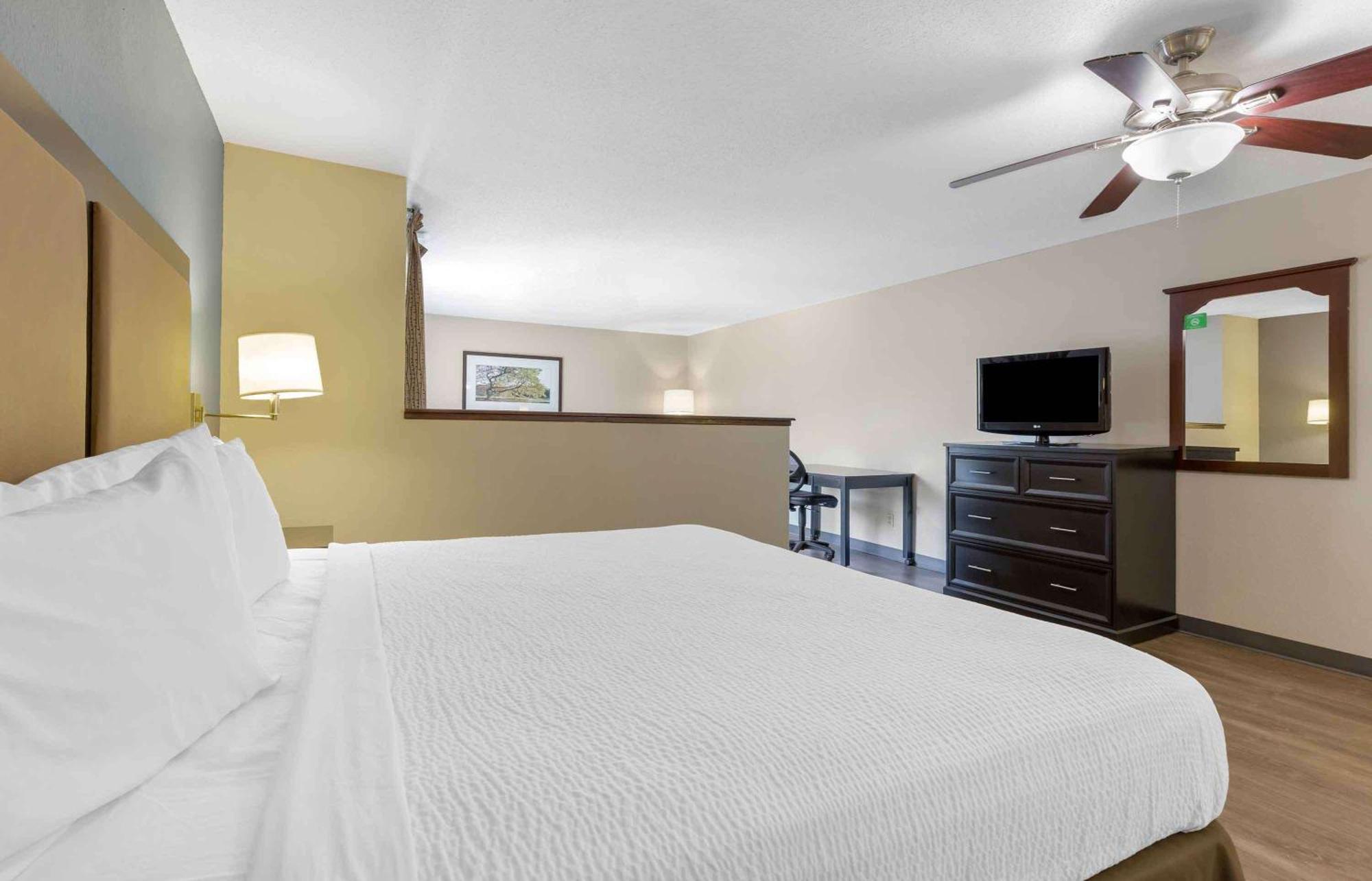 Extended Stay America Select Suites - Hartford - Manchester Exterior photo