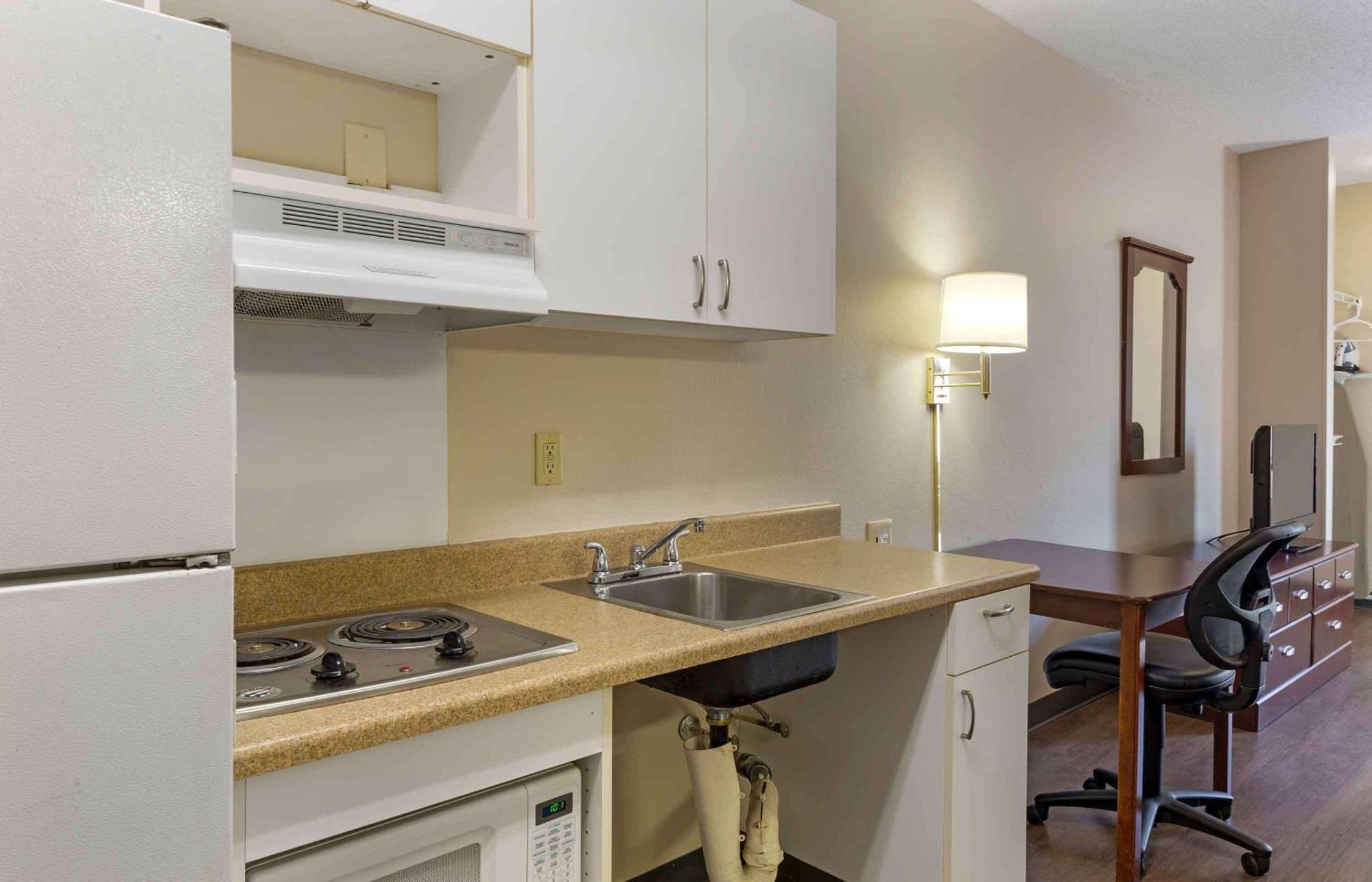 Extended Stay America Select Suites - Hartford - Manchester Exterior photo