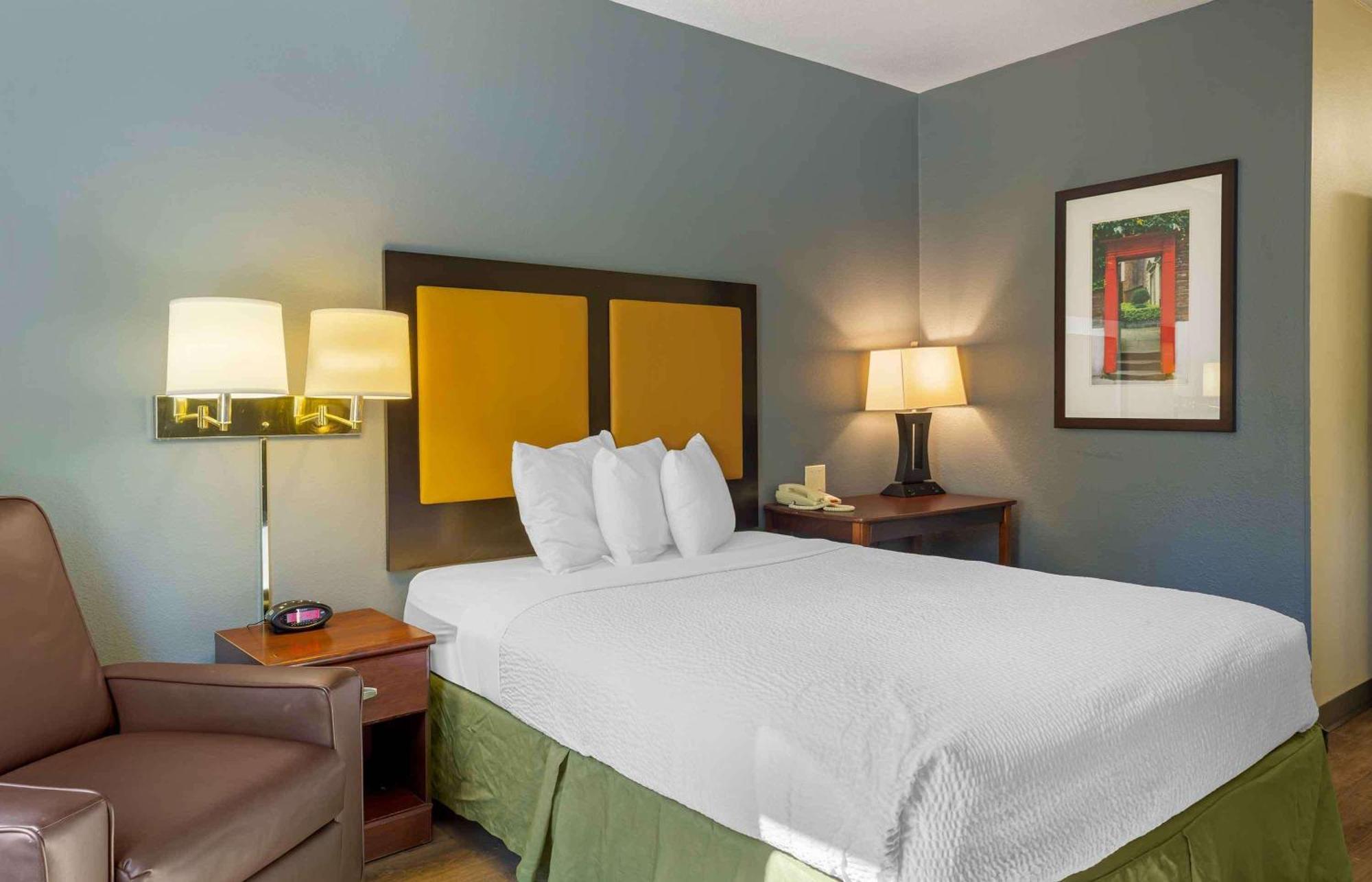Extended Stay America Select Suites - Hartford - Manchester Exterior photo